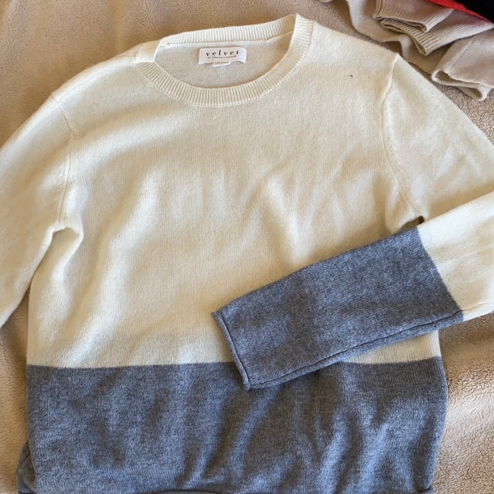 Cashmere sweater